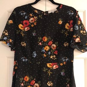Trucco floral dress size Large